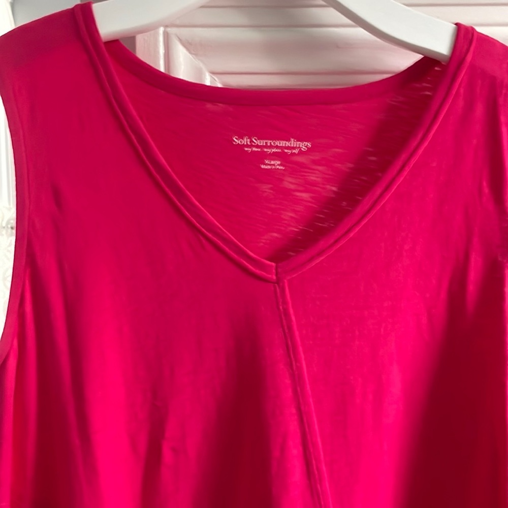 NEW ☀️Seamed pieced tank top